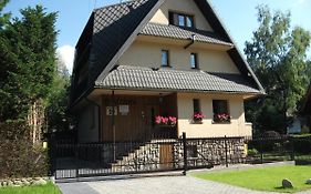 Willa Sezamek blisko szlaków i centrum